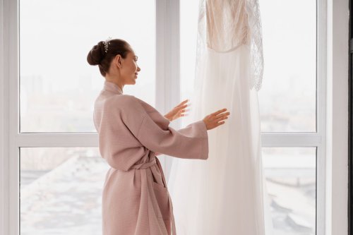 Kapan Waktu Ideal Mencari Gaun Pengantin? Ini Kata Bridal Consultant