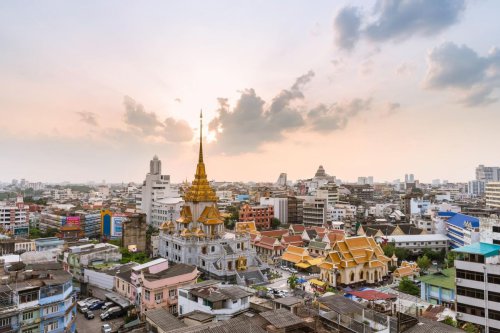 Tiket pesawat makin mahal, Thailand mulai kehilangan wisatawan, Vietnam khawatir pemulihan wisata melambat, Kamboja rasakan dampak hingga usaha kecil, Industri wisata menghadapi tantangan baru, Tiket Pesawat Makin Mahal, Pariwisata Asia Tenggara Ikut Terdampak Perang Iran