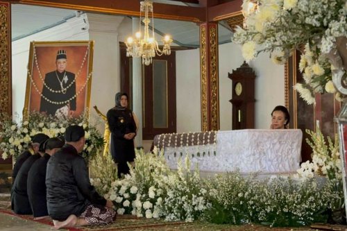 Rute Lengkap Iring-Iringan Jenazah Pakubuwono XIII dari Solo, Jogja, hingga Imogiri
