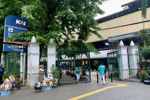 Top 20+ Fasilitas di Stasiun Gambir untuk Penumpang, Banyak yang Gratis