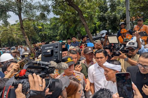 Dicecar Mahasiswa Soal Banjir dan Anggaran BUMD, Begini Respons Dedi Mulyadi