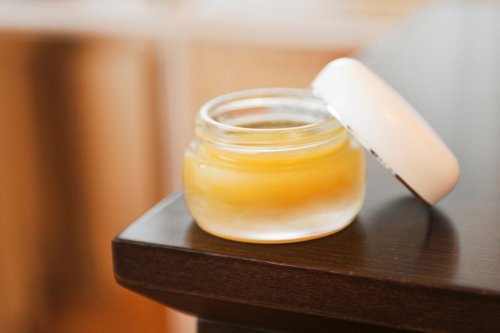 Top 5+ Rekomendasi Cleansing Balm dari Brand Lokal, Harga Mulai Rp 47.000