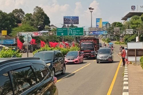 lalu lintas, one way, Puncak, puncak, rekayasa lalu lintas, Puncak Bogor, One way, Lalu Lintas, Update: One Way Arah Bawah dari Puncak Menuju Jakarta Berlaku