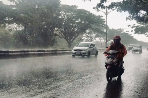 BMKG Peringatkan Potensi Hujan Petir Hari Ini di Sejumlah Wilayah Termasuk Semarang