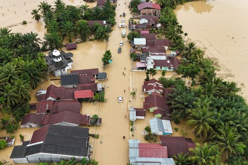 Top 7.418+ Warga Terdampak Banjir di Aceh Barat, 10 Kecamatan Masih Terendam