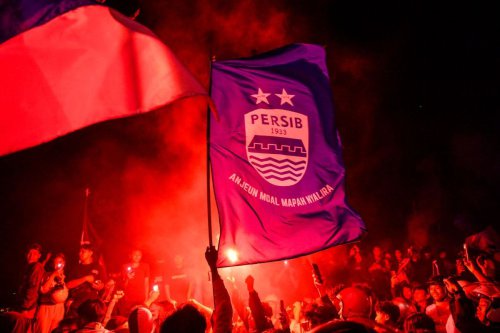 Persib Bandung, Bobotoh, perayaan juara Persib, Bupati Bandung Barat, Jeje Govinda, Perayaan juara Persib, Bobotoh Meninggal Usai Jatuh dari Flyover Saat Konvoi Persib Juara, Sempat Koma 14 Hari