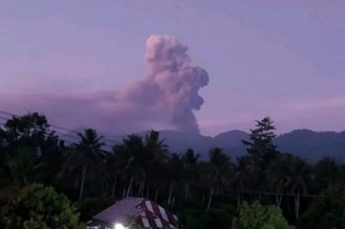 Gunung Dukono Meletus, Ada 5 Pendaki Terluka