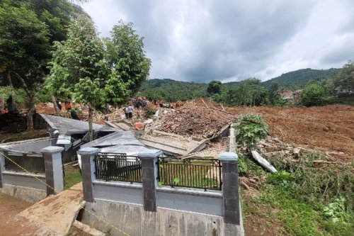 BNPB Temukan Rekahan Tanah Baru di Majenang Cilacap, Warga Diminta Waspada Potensi Longsor Susulan