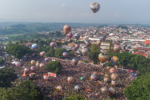 Tips Nonton Acara Puncak Festival Mudik Balon Wonosobo, Awas Macet