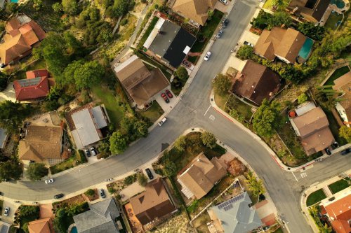 Berikut Penjelasan Logis soal Rumah 'Tusuk Sate' yang Jarang Diminati