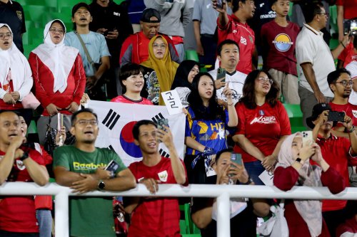 Kisah Kelly Lee, Fan Korea Selatan yang Terbang Jauh ke Sidoarjo demi Sang Idola