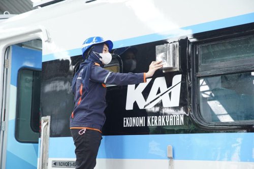 KA Cikuray, Wajah Baru KA Cikuray, Gunakan Sarana Ekonomi Kerakyatan mulai 10 Juni