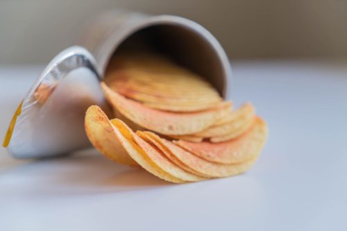 Keripik Panggang vs Keripik Biasa, Mana Lebih Sehat?