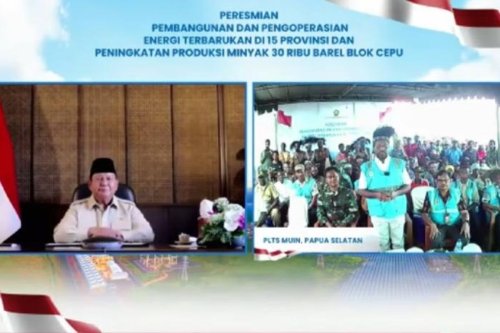 Prabowo Resmikan PLTS Papua, Bahlil Dipuji dan Disindir Sekaligus
