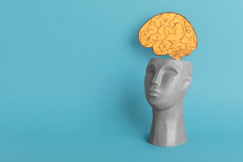 1. Melakukan banyak pekerjaan sekaligus, 2. Mengorbankan waktu tidur, 3. Sering melewatkan sarapan, 4. Scrolling&nbsp;gawai tanpa tujuan sebelum tidur, 5. Daftar tugas yang terlalu panjang, 6. Mengabaikan hubungan sosial, 7. Mengabaikan kolesterol jahat, 8. Kurang bergerak secara aktif, Top 8+ Kebiasaan yang Diam-diam Mengganggu Kesehatan Otak Menurut Neuropsikolog