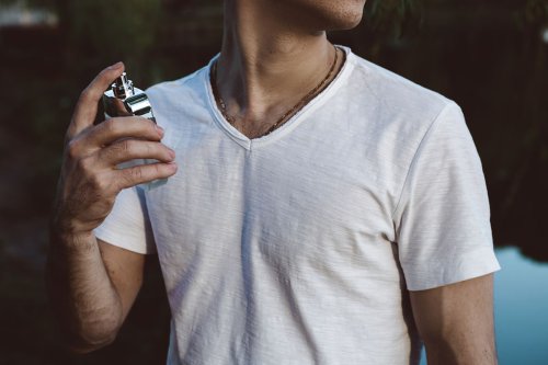 Rahasia Wangi Parfum Tahan Seharian di Cuaca Panas, Menurut Perfumer Singapura