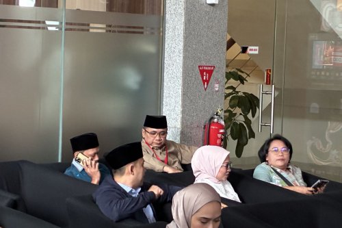 Eks Menag Yaqut Cholil Qoumas Tersangka Korupsi Kuota Haji, Rumah di Condet Dijaga Ketat
