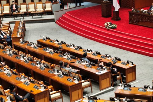 Anggota DPR Izin tapi Dianggap Hadir Rapat Paripurna, Pengamat: Itu Logika Sesat