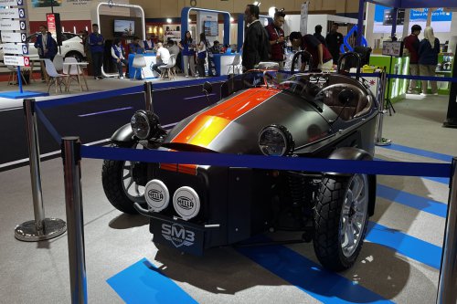 SM3 Wheeler: Kendaraan Roda Tiga Unik di GJAW 2025