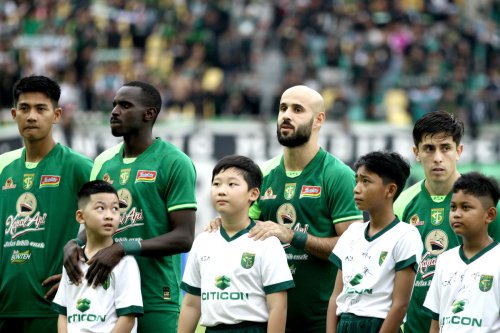 Liga 1 2024-2025, Persija, Persebaya, Gelora Bung Karno, Jakmania, Carlos Pena, Persija vs Persebaya, Persija Jakarta Vs Persebaya Surabaya, Persija Vs Persebaya, Gemuruh GBK Sempurna untuk Bajul Ijo