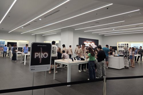 Telat 7 Bulan di Indonesia, "Apple Fanboy" Tetap Beli iPhone 16 Karena Fitur Ini