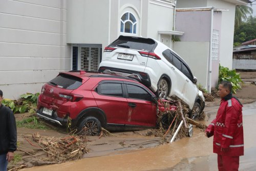 Banjir di Sumatera, Catat Daftar Nomor Customer Service Mobil