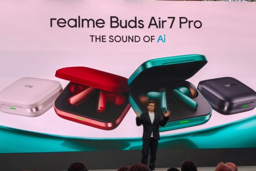 Realme Buds Air 7 Pro Rilis Global, TWS dengan AI dan Terjemahan Langsung