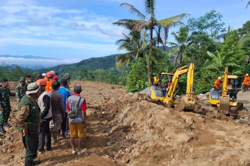 Update Longsor Banjarnegara: 3 Meninggal, 25 Warga Masih Hilang, 934 Mengungsi