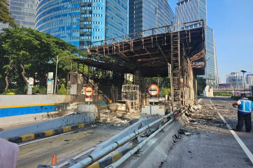 unjuk rasa, Jasa Marga, kerusakan, Cawang, gerbang tol, Tomang, Pluit, Tol Dalam Kota, aksi massa, 7 Gerbang Rusak, Tol Cawang&ndash;Tomang&ndash;Pluit Masih Ditutup Sementara