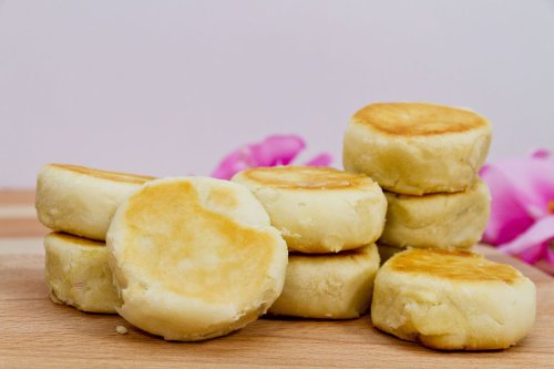 Bakpia Dijadikan Oleh-oleh Mudik, Ini Cara Menyimpannya agar Awet
