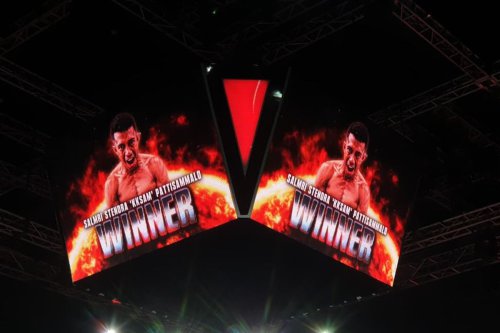 Jaka Naibaho vs Wan Sabri Muhammad, Firman Muharram vs Haris Sofyan, Prastio vs Aprilando Rumahpasal, Aser Kewas vs Rexi Akbar (Perebutan Sabuk UCC National Title), Rafly Shakur vs Abdul Muis, Felmy Sumaehe (Indonesia) vs Kadesara Jadpakdee (Thailand), Ronal Siahaan vs Fahri Alamsyah, Yearmie &ldquo;Sun Go Kong&rdquo; Lee vs Juang Kadja Koro, Izat Zaki vs Danial Hakim, Rifandi Sinaga vs Ramadhani Londo, Jemz Mokoginta vs Pawitchaya (Co-Main Event - Perebutan Sabuk WBA East Title), Kksam vs Weerian (Main Event), Hasil BYON Madness 2: Kksam Menang, Jems Juara WBA East