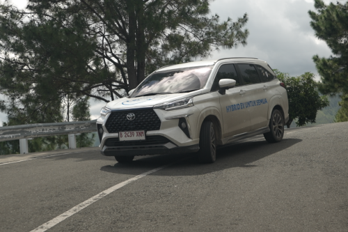 Tidur di Mobil Hybrid Saat Mudik: Aman atau Berbahaya?