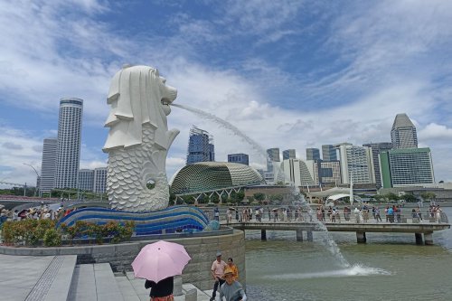 Jejak Eka Tjipta Widjaja: Pendiri Sinar Mas, Cucu Beli Bungalo Mewah di Singapura
