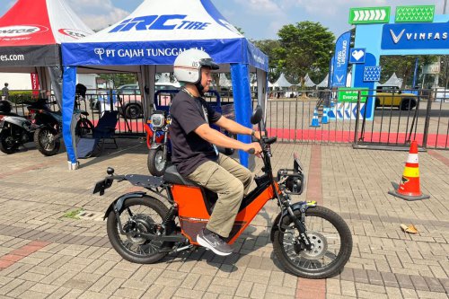 Tes Motor Listrik Kupprum URB-X, Akselerasi Spontan dan Suspensi Empuk