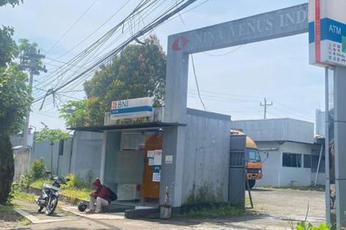 phk karyawan, PHK karyawan pabrik Purbalingga, PHK karyawan pabrik rambut palsu di Purbalingga, PHK PT Nina Venus cabang Purbalingga, Viral PHK Karyawan di Pabrik di Purbalingga, Hak Dipenuhi dan Pekerja Disalurkan ke Perusahaan Lain