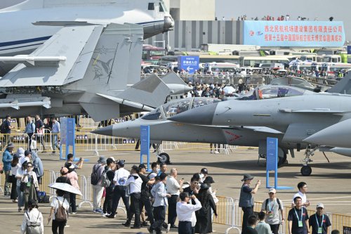Presiden Prabowo Akan Beli 42 Jet Tempur J-10 dari China? Begini Kata Kemhan