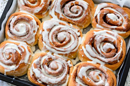 Resep Cinnamon Roll Cake ala Cafe, Simpel Banget Modal 3 Bumbu