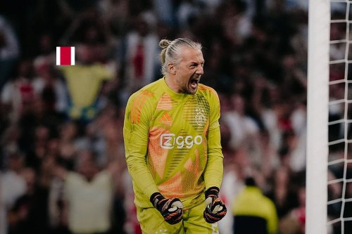 Ajax Resmi Lepas Remko Pasveer, Jalan Maarten Paes Jadi Kiper Utama Makin Terbuka