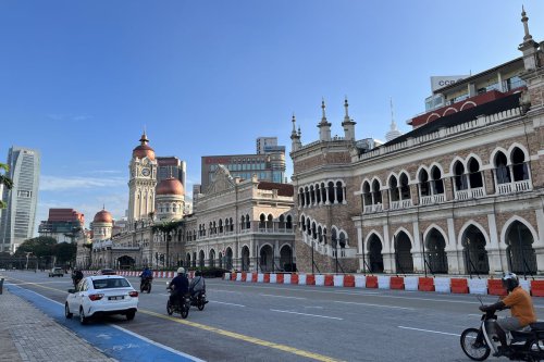 dataran merdeka kl, wisata malaysia kuala lumpur, dataran merdeka malaysia, wisata dataran merdeka malaysia, dataran merdeka di malaysia, Malaysia Punya Jam Raksasa, Mirip Big Ben di Inggris