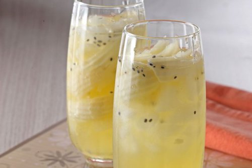 Cara Membuat Es Kelapa Jeli Selasih, Cocok untuk Cuaca Panas