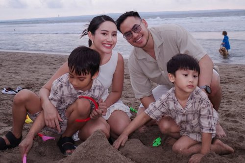 Dewi Yull, Merdianti Octavia, tips parenting anak, rumah tangga harmonis, tips menjaga keharmonisan keluarga Merdianti Octavia, parenting Merdianti Octavia, rama putra sahetapy, 3 Cara Merdianti Octavia Jaga Keharmonisan Rumah Tangga dan Parenting