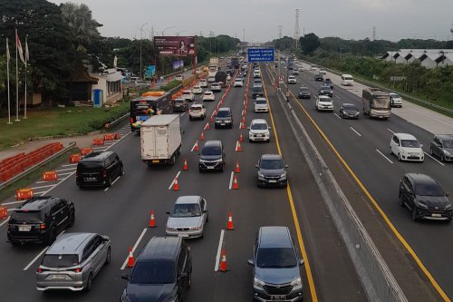 Contraflow Tol Jakarta-Cikampek Ditambah Jadi Dua Lajur