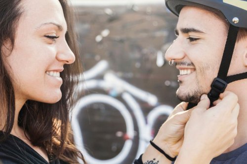 Top 5+ Zodiak yang Paling Manja, Ada Taurus dan Leo