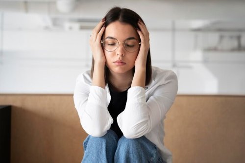 Stres Bisa Membuat Tubuh Sakit, Ini Penjelasan Medisnya