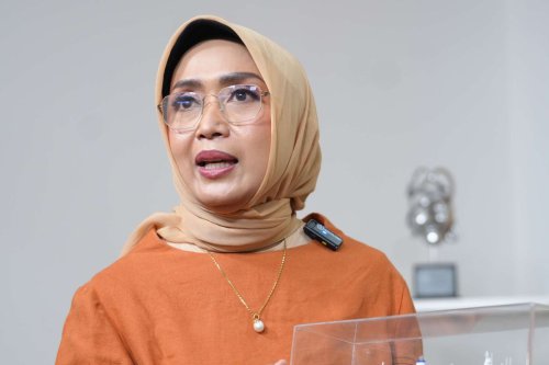 Siapa Sosok Ira Puspadewi?, Berapa Total Harta Kekayaan Ira?, Apa Dasar Vonis terhadap Ira Puspadewi?, Bagaimana Nasib Dua Pejabat ASDP Lainnya?, Profil Ira Puspadewi: Eks Dirut ASDP yang Direhabilitasi Presiden Prabowo Usai Divonis Korupsi Rp 1,25 T