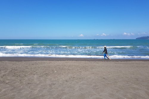 Wisatawan Tenggelam di Pantai Buradaya Paser, Ditemukan Tak Bernyawa 6 Jam Kemudian