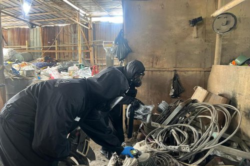 satpam, limbah besi, Modus Satpam Cikande Curi Limbah Radioaktif: Ajak Rekan dan Operator Forklift