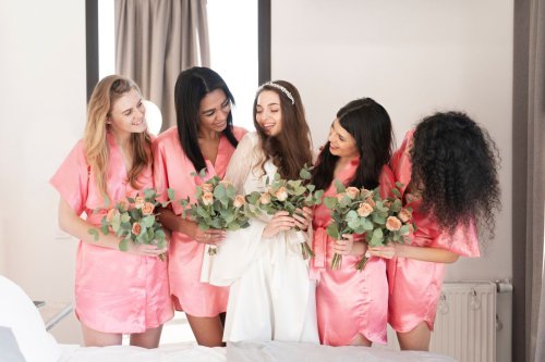 Top 7+ Sifat Istimewa Pencinta Warna Pink, Punya Empati Tinggi