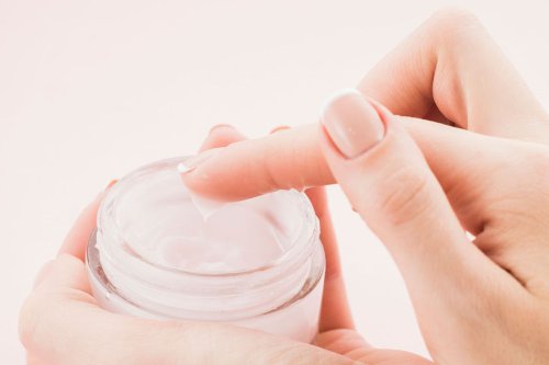 Mengenal Cek KLIK BPOM, Cara Aman Belanja Skincare agar Tidak Tertipu
