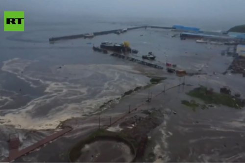 Jepang Diterjang Tsunami, Warga Diimbau Mengungsi, Gelombang Tsunami Capai Hawaii, AS Keluarkan Peringatan Darurat, Rusia Terparah, Tsunami Hantam Pelabuhan dan Kapal, Indonesia Berstatus Waspada, Ini 10 Wilayah Potensi Terdampak Tsunami, Dampak Gempa Rusia Hari Ini, Tsunami Terjang Jepang hingga Hawaii, Indonesia Berstatus Waspada